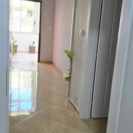 Mecani 게스트하우스 *