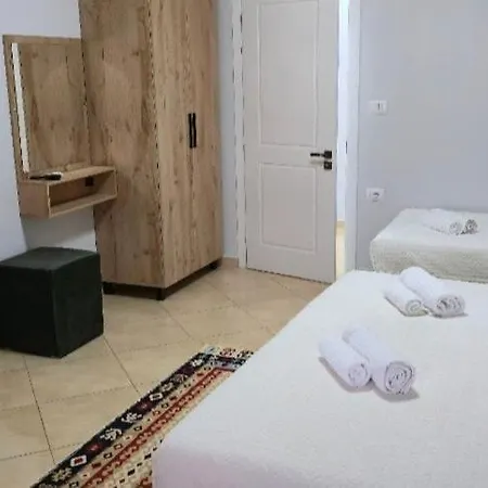 ゲストハウス Mecani *