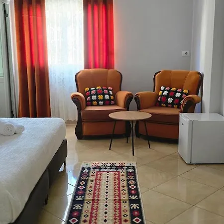 게스트하우스 Mecani Gjirokastër