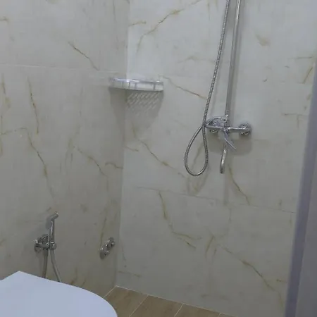 Pensión Mecani Gjirokastër